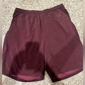 Men’s Lululemon pace breaker 9’ shorts liner less
